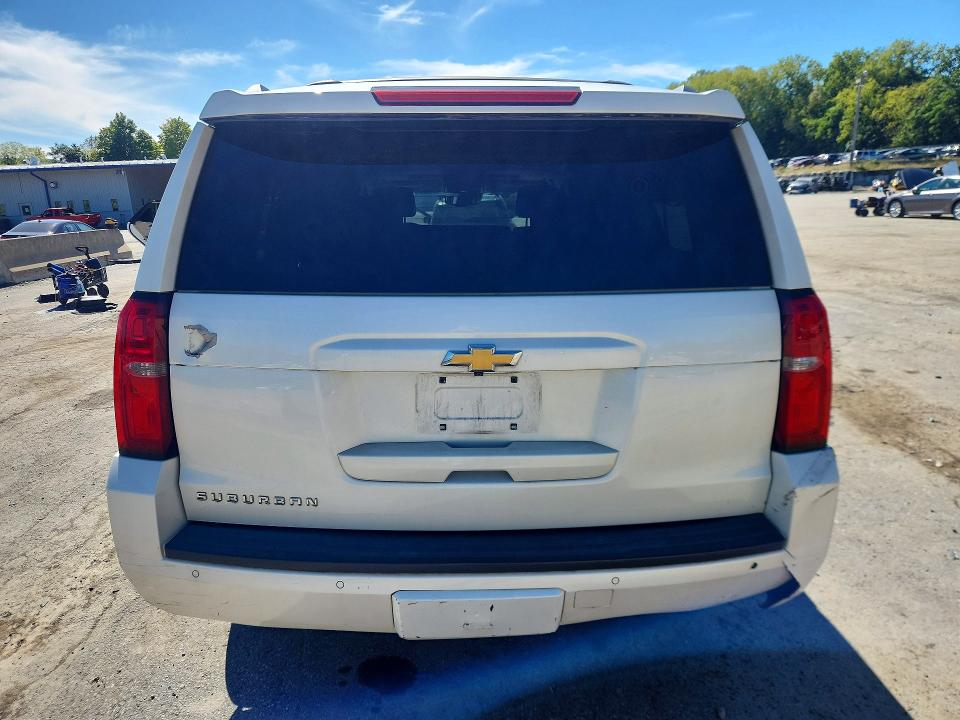 Продаж на аукціоні авто 2015 Chevrolet Suburban, vin: 1GNSKJKC1FR608993, номер лоту: 70316456