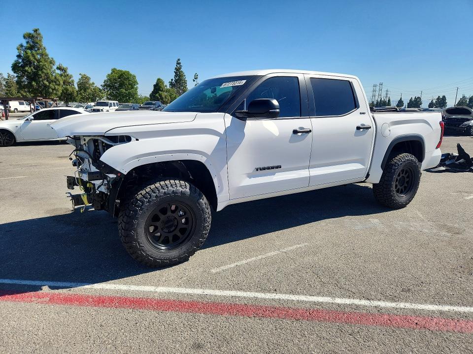 Продаж на аукціоні авто 2026 Toyota Tundra, vin: 5TFLA5DB9TX413596, номер лоту: 67273316