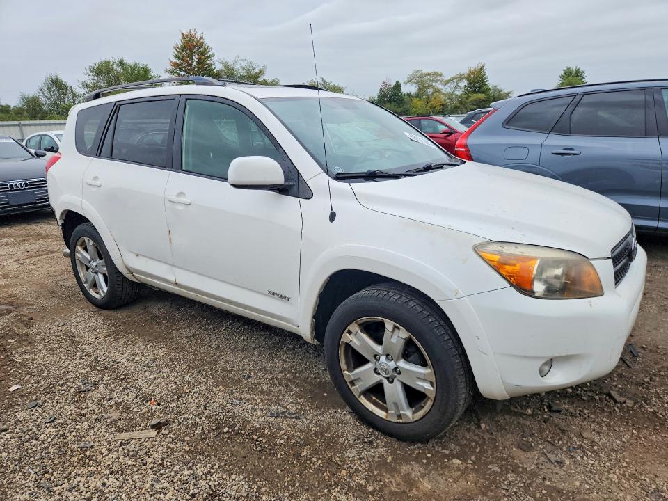 Продажа на аукционе авто 2007 Toyota Rav4, vin: JTMBD32V576037205, номер лота: 68631666