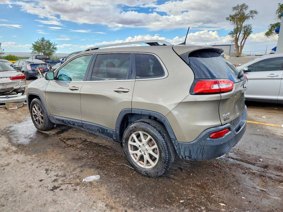 67850676 :رقم المزاد ، 1C4PJMCS2HW596754 vin ، 2017 Jeep Cherokee مزاد بيع