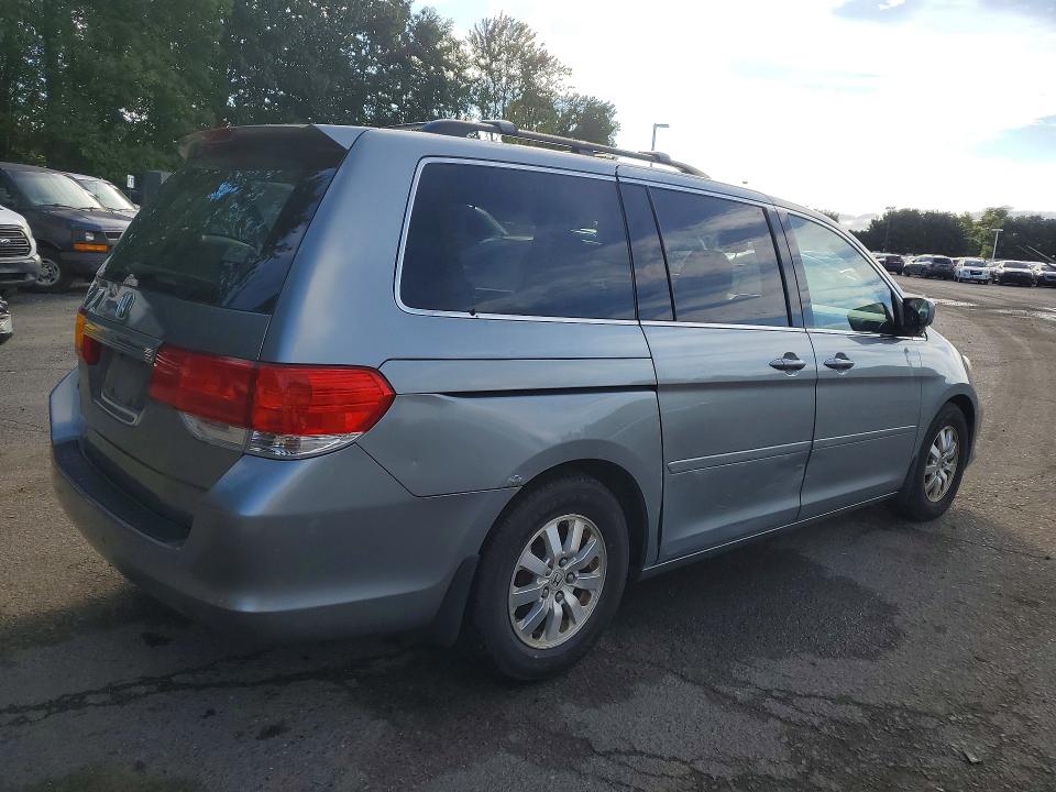 69560386 :رقم المزاد ، 5FNRL38748B020153 vin ، 2008 Honda Odyssey مزاد بيع