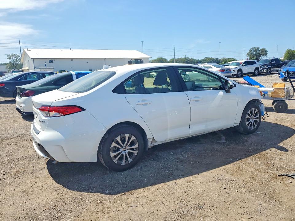 Продажа на аукционе авто 2022 Toyota Corolla, vin: JTDEAMDE8NJ042711, номер лота: 68037866