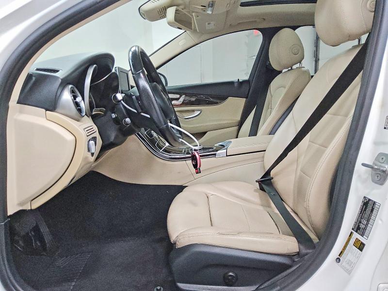 Продажа на аукционе авто 2017 Mercedes-benz C, vin: 55SWF4KB7HU194083, номер лота: 70020616