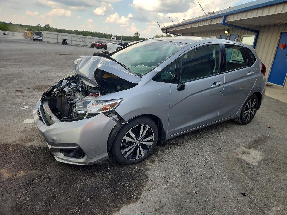 68547416 :رقم المزاد ، 3HGGK5H89JM721353 vin ، 2018 Honda Fit مزاد بيع