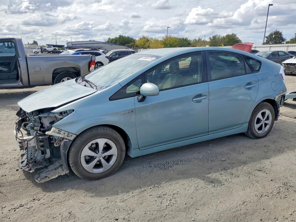 67685176 :رقم المزاد ، JTDKN3DU1F1921977 vin ، 2015 Toyota Prius مزاد بيع