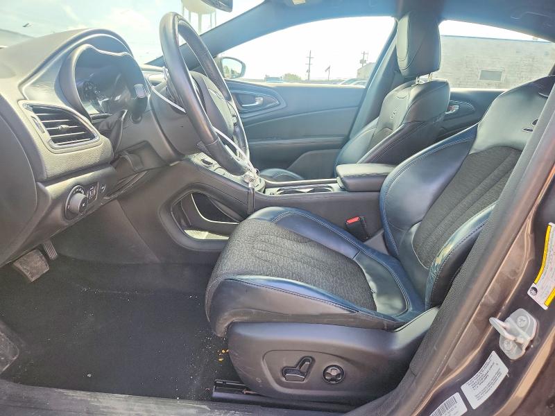 Продаж на аукціоні авто 2015 Chrysler 200, vin: 1C3CCCBB0FN672659, номер лоту: 69527846