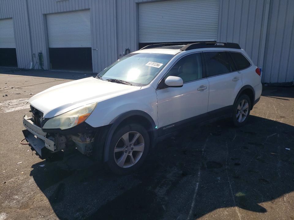 68781256 :رقم المزاد ، 4S4BRBDC0E3210615 vin ، 2014 Subaru Outback مزاد بيع