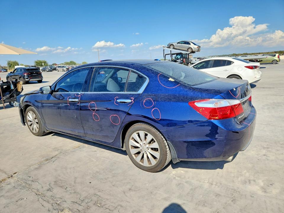 Продажа на аукционе авто 2014 Honda Accord, vin: 1HGCR3F86EA032472, номер лота: 68252396