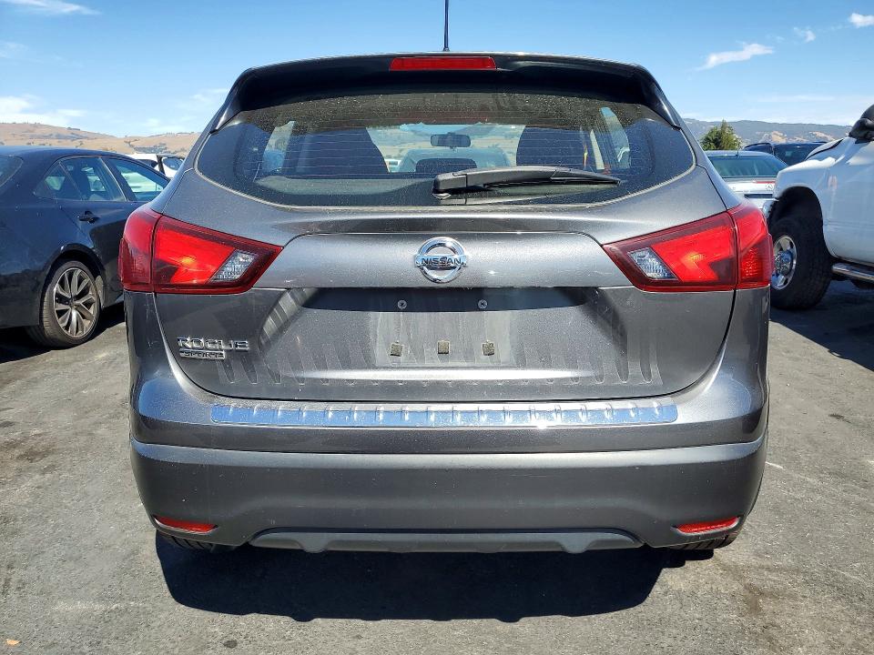Продажа на аукционе авто 2017 Nissan Rogue Sport, vin: JN1BJ1CP5HW033303, номер лота: 68101216
