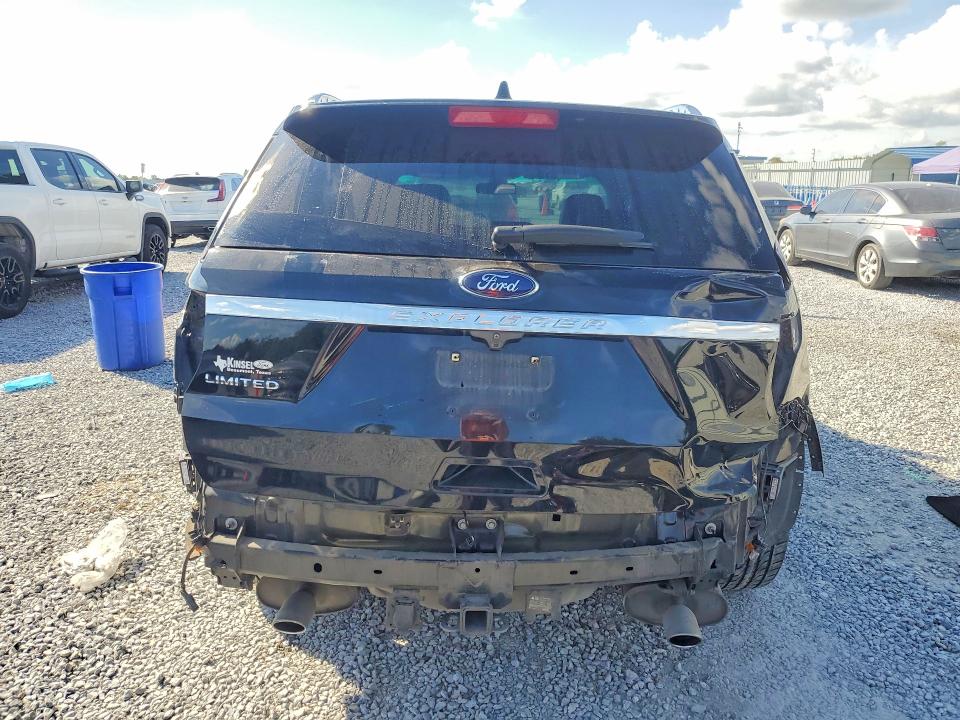 2017 Ford Explorer მანქანა იყიდება აუქციონზე, vin: 1FM5K7F85HGA58741, აუქციონის ნომერი: 70812956