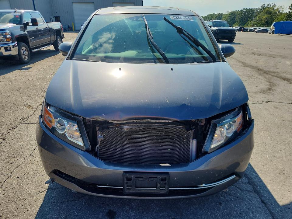 68387086 :رقم المزاد ، 5FNRL5H67FB031499 vin ، 2015 Honda Odyssey مزاد بيع