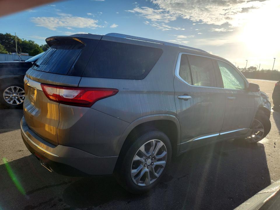 Продаж на аукціоні авто 2019 Chevrolet Traverse, vin: 1GNERKKW6KJ230462, номер лоту: 67490766