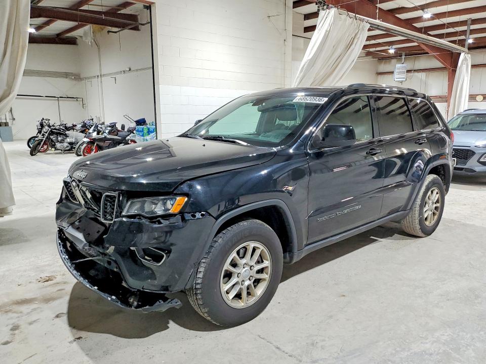 Продажа на аукционе авто 2018 Jeep Grand Cherokee, vin: 1C4RJFAG7JC113026, номер лота: 68620936