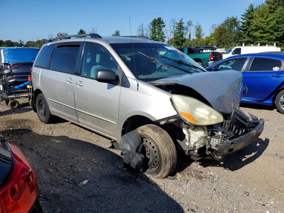 Продажа на аукционе авто 2004 Toyota Sienna, vin: 5TDZA23C64S092921, номер лота: 67970326