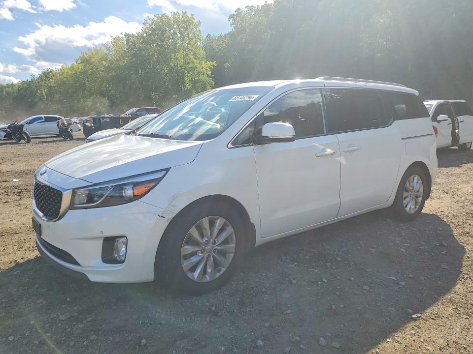68140296 :رقم المزاد ، KNDMC5C12H6257292 vin ، 2017 Kia Sedona مزاد بيع