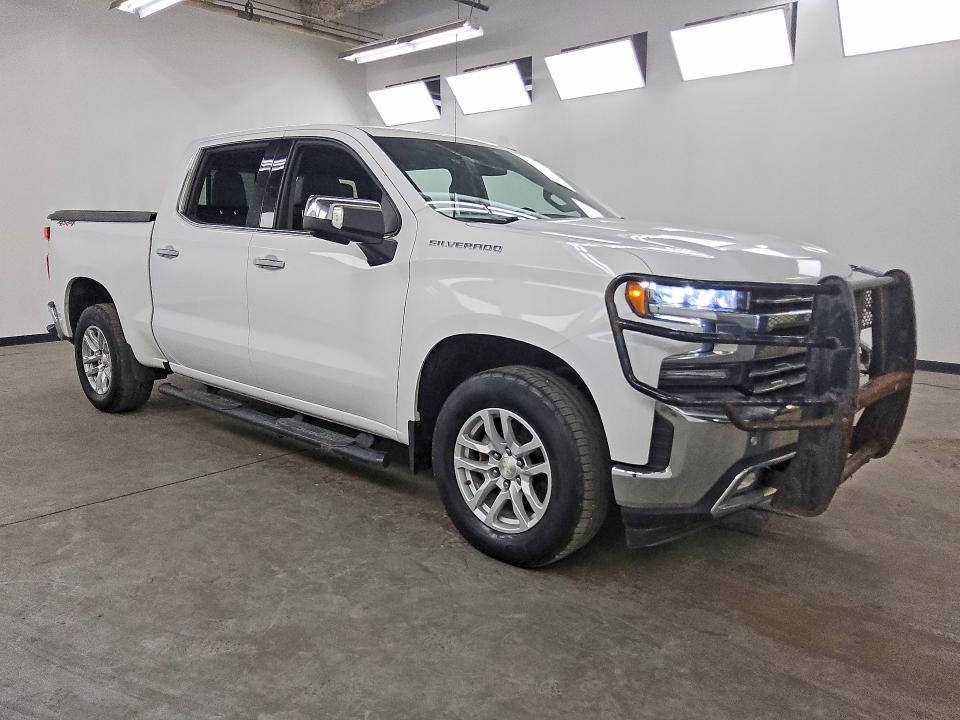 2020 Chevrolet Silverado მანქანა იყიდება აუქციონზე, vin: 1GCUYGED1LZ166073, აუქციონის ნომერი: 64948936