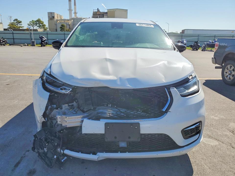 68414866 :رقم المزاد ، 2C4RC1S72RR118178 vin ، 2024 Chrysler Pacifica مزاد بيع