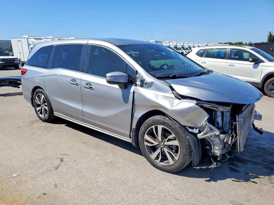 70473056 :رقم المزاد ، 5FNRL6H85NB023343 vin ، 2022 Honda Odyssey مزاد بيع