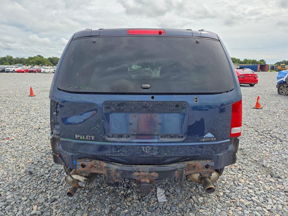 70706996 :رقم المزاد ، 5FNYF4H51BB030556 vin ، 2011 Honda Pilot مزاد بيع