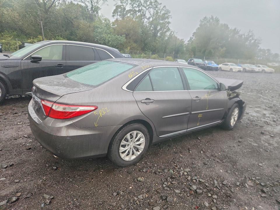 Продажа на аукционе авто 2017 Toyota Camry, vin: 4T1BF1FKXHU686599, номер лота: 70108656