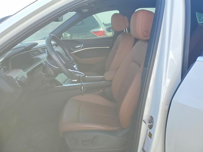Продажа на аукционе авто 2021 Audi E-tron, vin: WA11AAGE1MB007097, номер лота: 69883926
