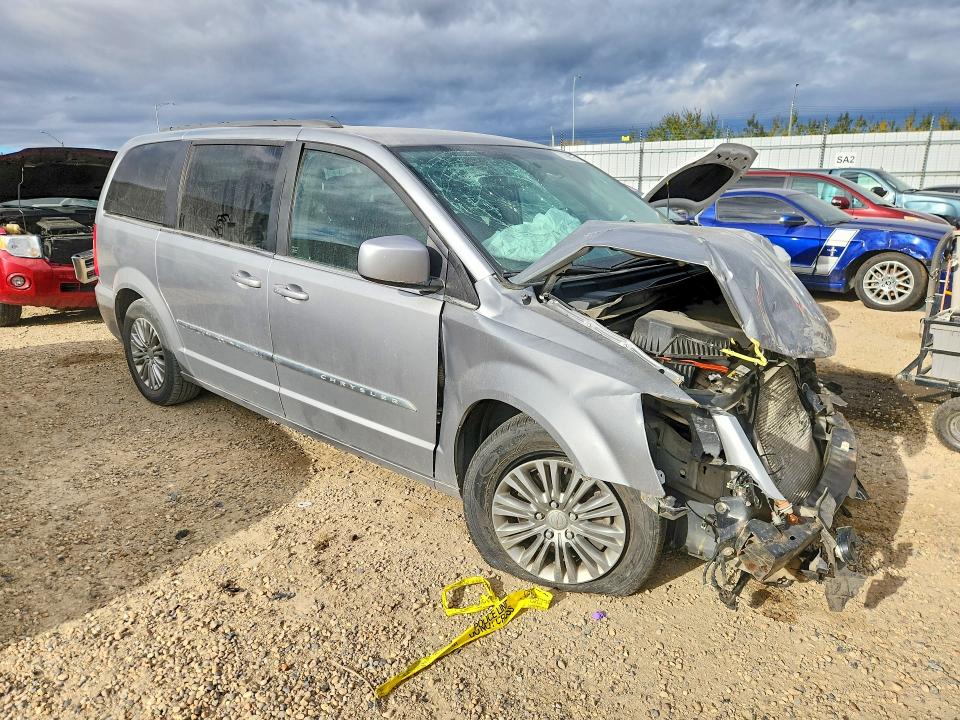Продаж на аукціоні авто 2016 Chrysler Town & Country, vin: 2C4RC1CG0GR215200, номер лоту: 70108716