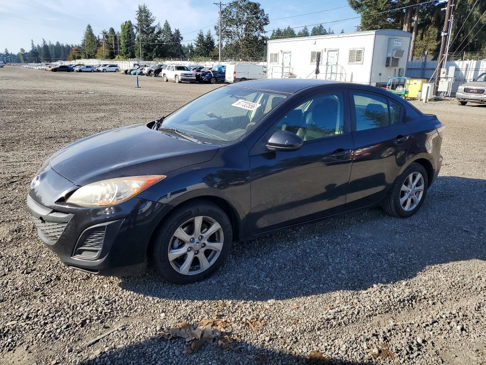 67732556 :رقم المزاد ، JM1BL1VG4B1360008 vin ، 2011 Mazda 3 مزاد بيع