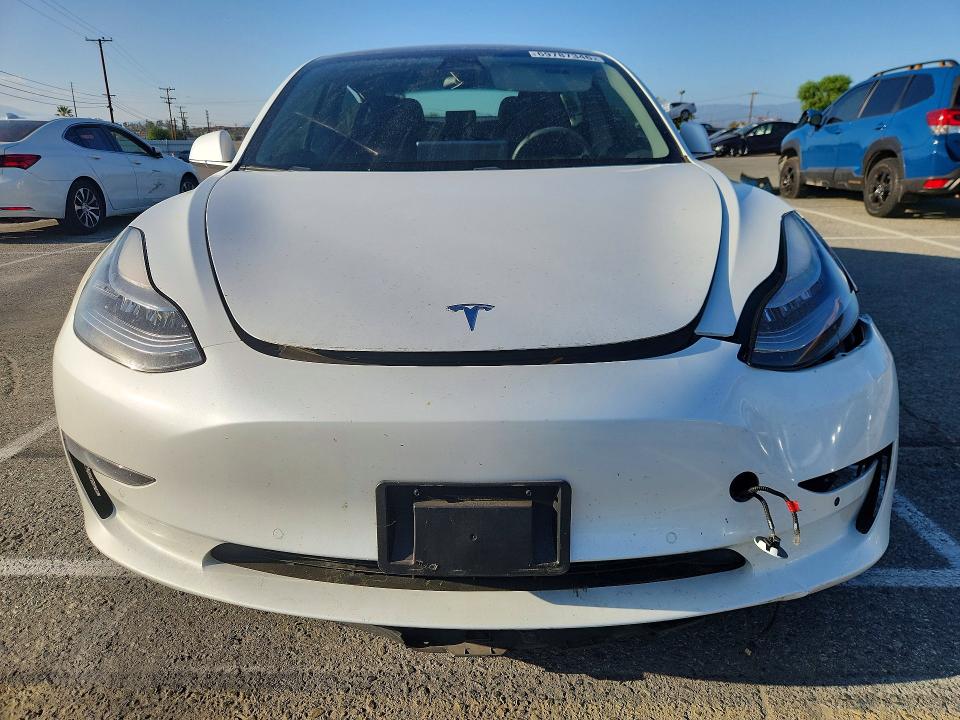 2019 Tesla Model 3 მანქანა იყიდება აუქციონზე, vin: 5YJ3E1EA1KF483721, აუქციონის ნომერი: 69787346