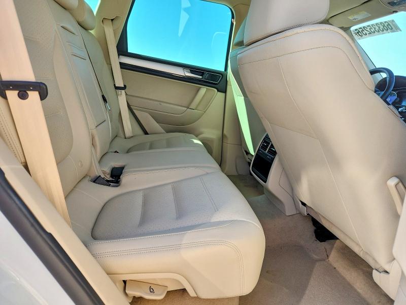 2016 Volkswagen Touareg მანქანა იყიდება აუქციონზე, vin: WVGEF9BP0GD007550, აუქციონის ნომერი: 68335256
