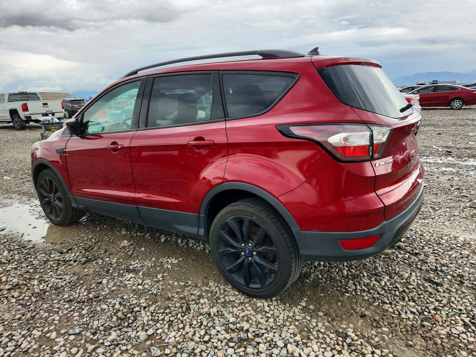 Продаж на аукціоні авто 2018 Ford Escape, vin: 1FMCU9GD9JUB61077, номер лоту: 70566266