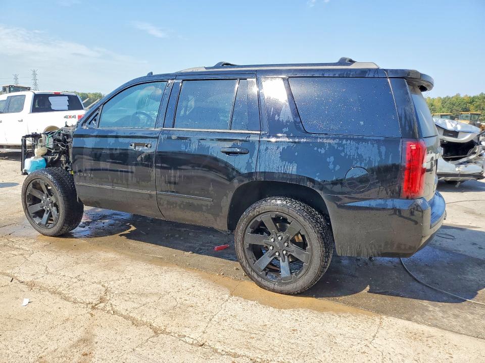 67366426 :رقم المزاد ، 1GNSCCKC8JR135854 vin ، 2018 Chevrolet Tahoe مزاد بيع