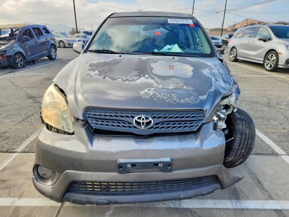 69947976 :رقم المزاد ، 2T1KR32E66C565828 vin ، 2006 Toyota Matrix مزاد بيع