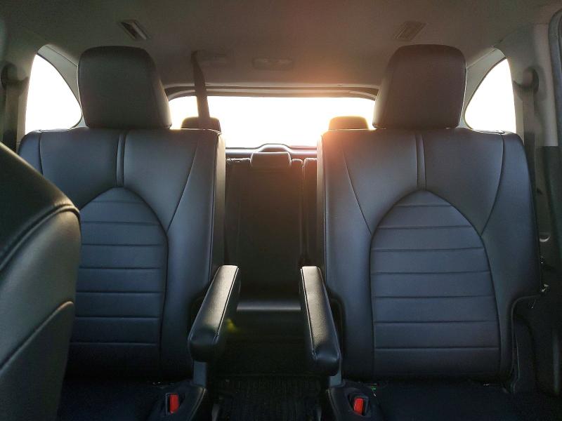 70478446 :رقم المزاد ، 5TDGZRAHXLS505896 vin ، 2020 Toyota Highlander مزاد بيع
