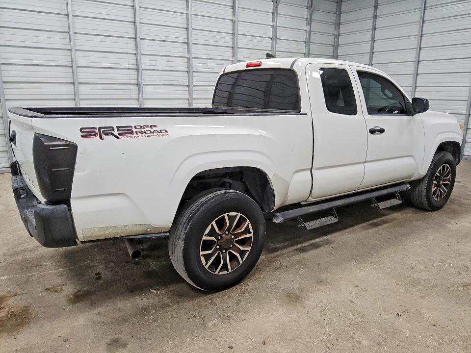 2017 Toyota Tacoma მანქანა იყიდება აუქციონზე, vin: 5TFRX5GN3HX090720, აუქციონის ნომერი: 62543306