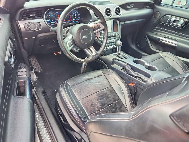 70992956 :رقم المزاد ، 1FATP8UH8L5161880 vin ، 2020 Ford Mustang مزاد بيع