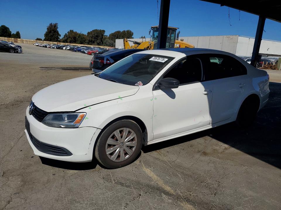 70676776 :رقم المزاد ، 3VW2K7AJ2BM336409 vin ، 2011 Volkswagen Jetta مزاد بيع