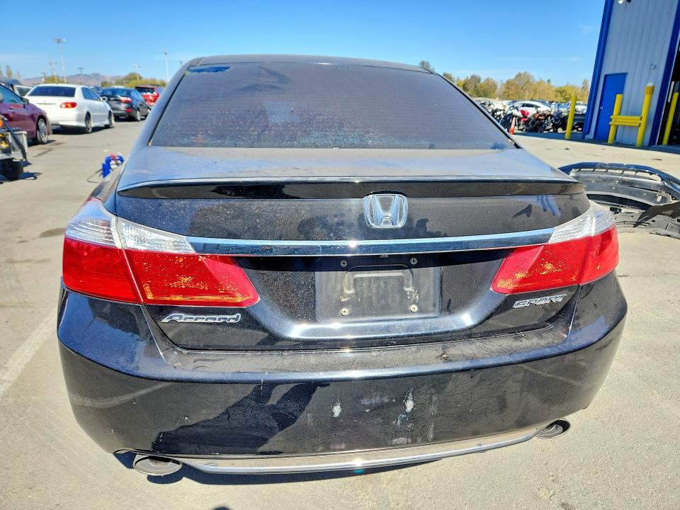 Продаж на аукціоні авто 2015 Honda Accord, vin: 1HGCR2F56FA228574, номер лоту: 69618126