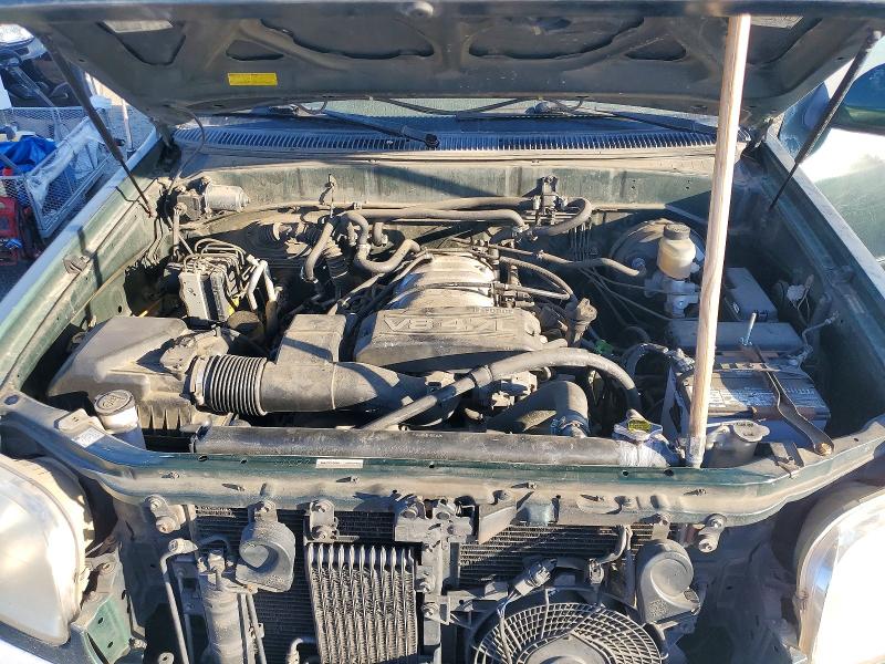 2002 Toyota Sequoia მანქანა იყიდება აუქციონზე, vin: 5TDZT34A12S132638, აუქციონის ნომერი: 70224226