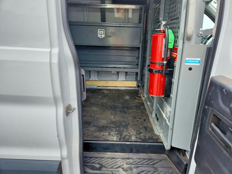 70791576 :رقم المزاد ، 1FTYR1ZM2JKA31146 vin ، 2018 Ford Transit مزاد بيع