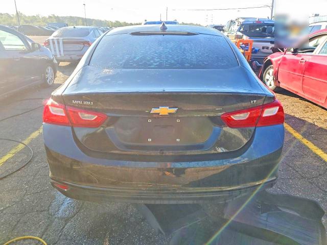 68585186 :رقم المزاد ، 1G1ZD5ST0JF293633 vin ، 2018 Chevrolet Malibu مزاد بيع