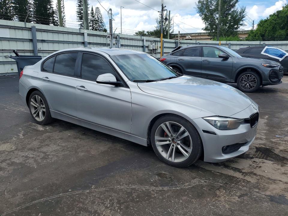 69573016 :رقم المزاد ، WBA8E5G51GNT94668 vin ، 2016 Bmw 320 مزاد بيع