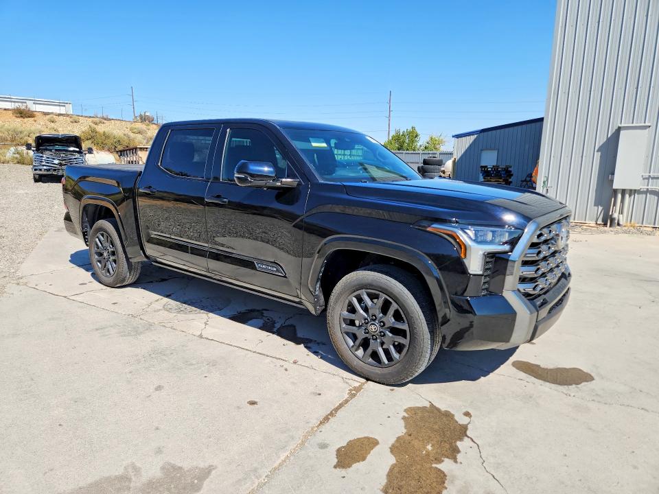 68216016 :رقم المزاد ، 5TFNA5DB6SX290945 vin ، 2025 Toyota Tundra مزاد بيع