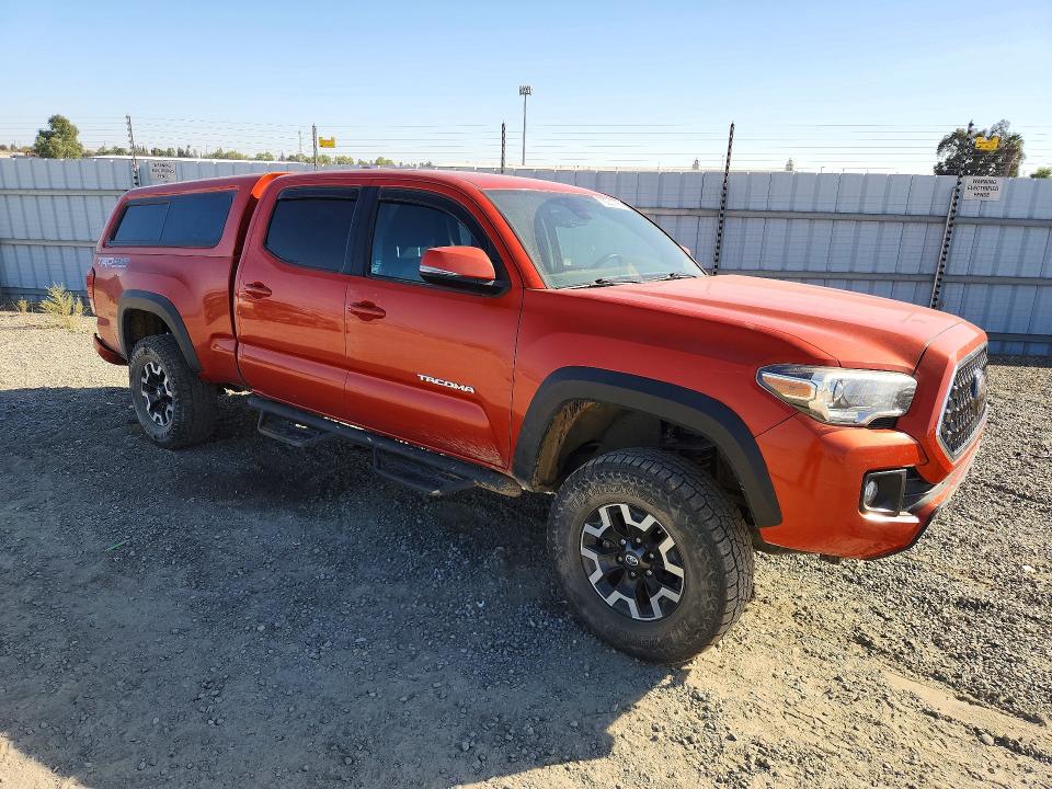 Продаж на аукціоні авто 2018 Toyota Tacoma, vin: 3TMDZ5BN4JM050105, номер лоту: 70221766