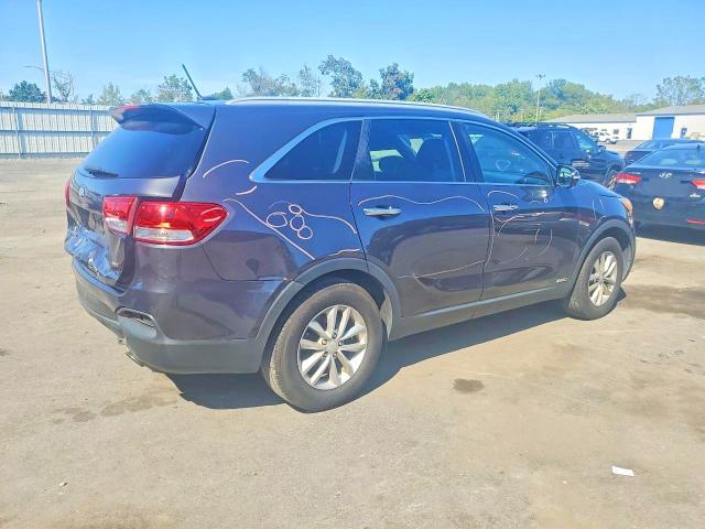 2017 Kia Sorento მანქანა იყიდება აუქციონზე, vin: 5XYPGDA37HG231610, აუქციონის ნომერი: 68049246