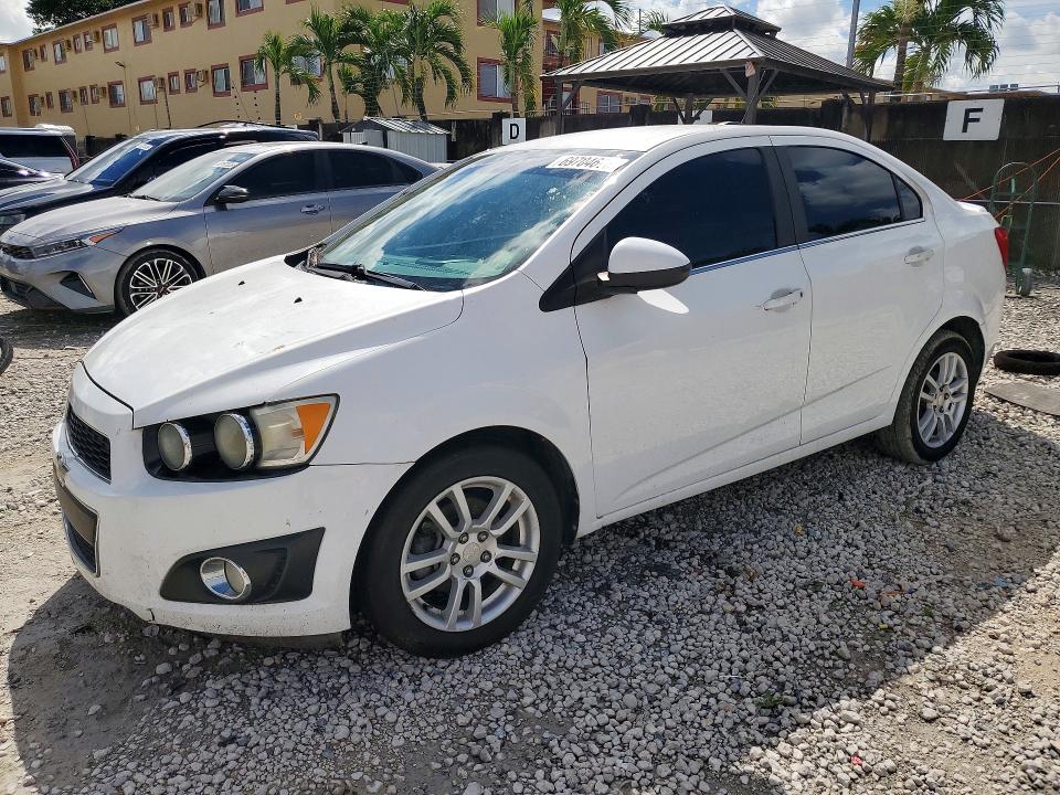 2015 Chevrolet Sonic მანქანა იყიდება აუქციონზე, vin: 1G1JC5SH6F4180171, აუქციონის ნომერი: 69704696
