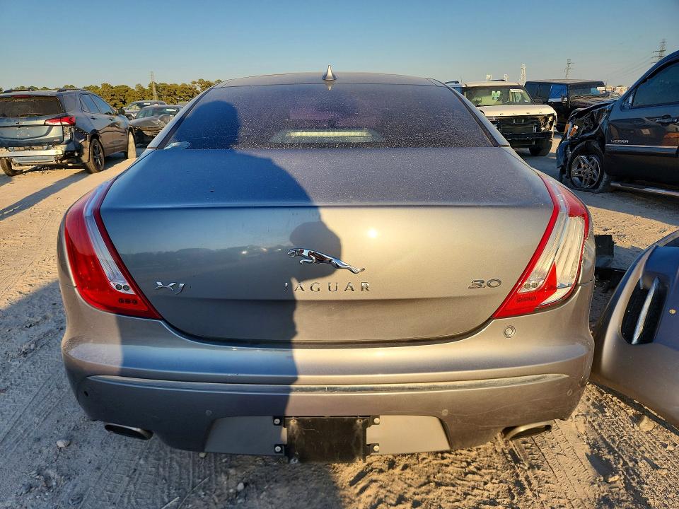 Aukcja sprzedaży 2013 Jaguar Xj, vin: SAJWA1C75D8V38966, numer aukcji: 70875146