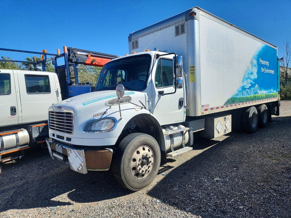 Продажа на аукционе авто 2015 Frht - Freightliner M2, vin: 1FVHCYCY7FHGS1313, номер лота: 66905606