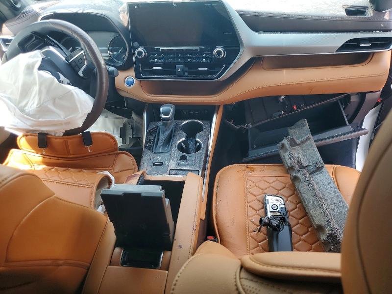 2021 Toyota Highlander მანქანა იყიდება აუქციონზე, vin: 5TDEBRCH3MS015746, აუქციონის ნომერი: 69039986