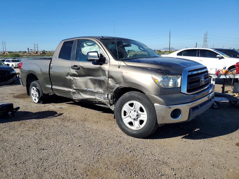 70565706 :رقم المزاد ، 5TFRM5F10BX023216 vin ، 2011 Toyota Tundra مزاد بيع