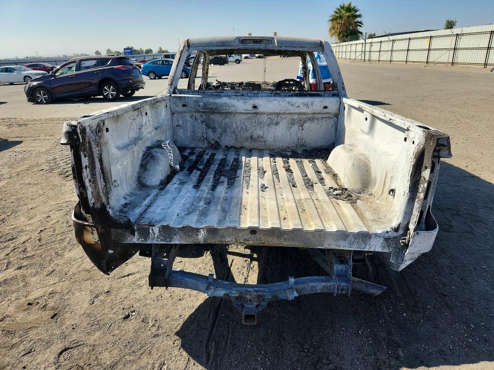 Продаж на аукціоні авто 2018 Chevrolet Silverado, vin: 3GCUKREC5JG179121, номер лоту: 67684146
